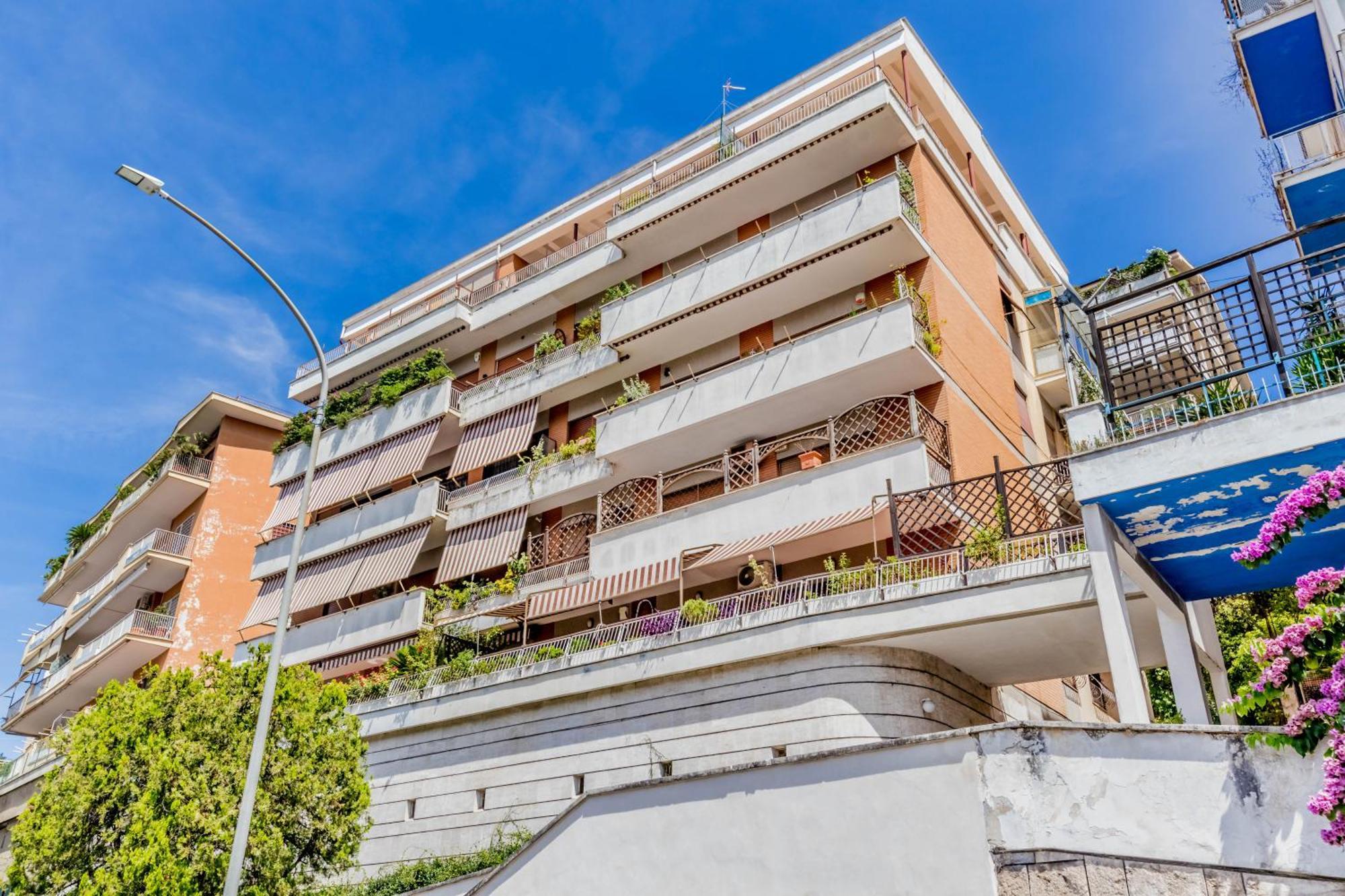 L'Attico Con Terrazza In Corso Francia Rome Exterior photo